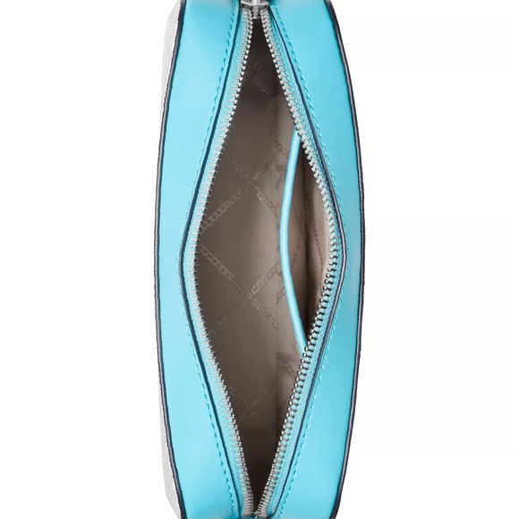 SOLD Michael Kors Signature Jetset Crossbody NWT - Picture 2 of 7